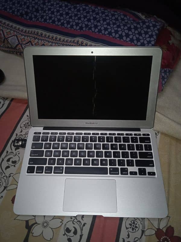 MacBook air urgent sale 2