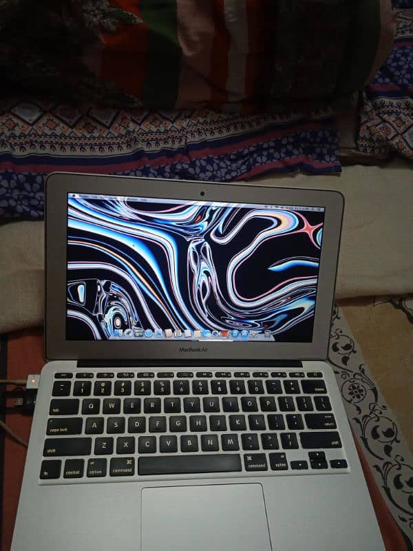 MacBook air urgent sale 5