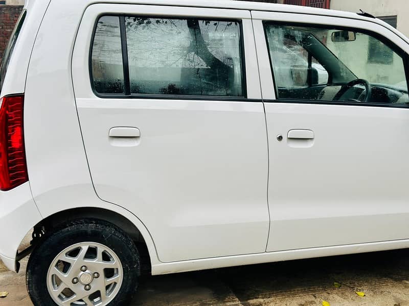 Suzuki Wagon R 2022 Automatic 3