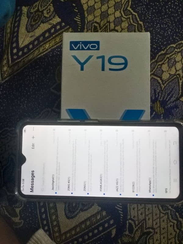 Vivo y 19 8/256 4