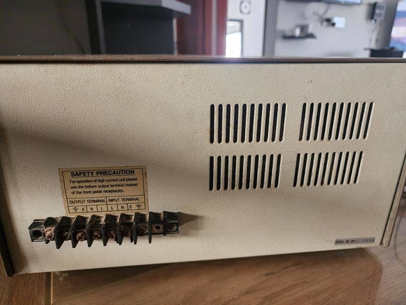 STABIMATIC AUTOMATIC VOLTAGE REGULATOR MODEL CM-3000 S 1