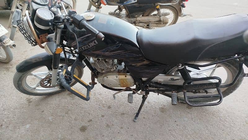 Suzuki 150-GS for sale excellent condition for sale 1