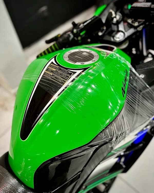 Kawasaki Ninja 400cc Replica heavy bike 1