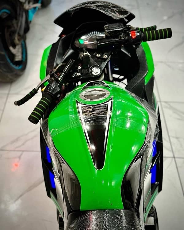 Kawasaki Ninja 400cc Replica heavy bike 3