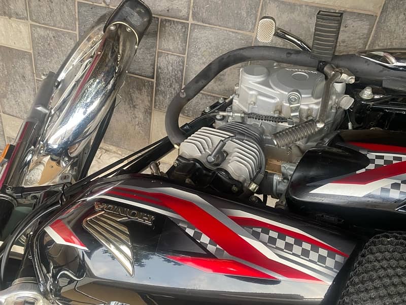 Honda 125 2024 brand new condition free tunning is still available 1