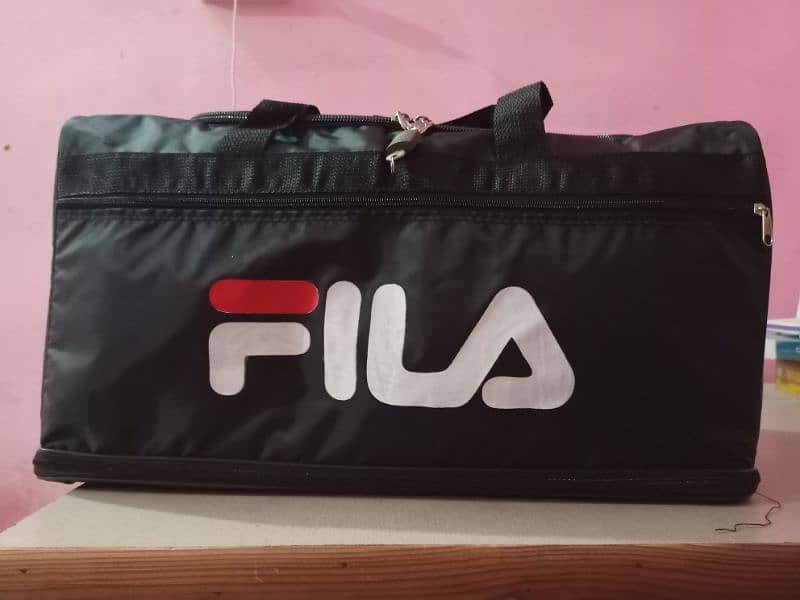 Luggage/Travelling/Gym Bag + FREE Lock key 1