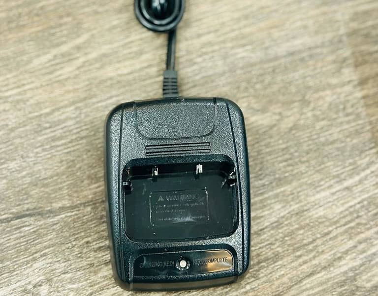 MOTOROLA WALKIE TALKIE MT918 2