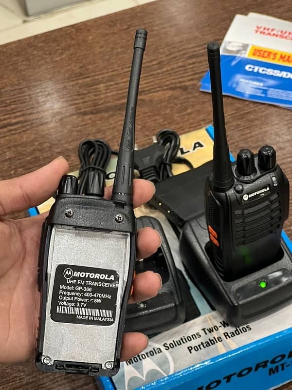 MOTOROLA WALKIE TALKIE MT918 3