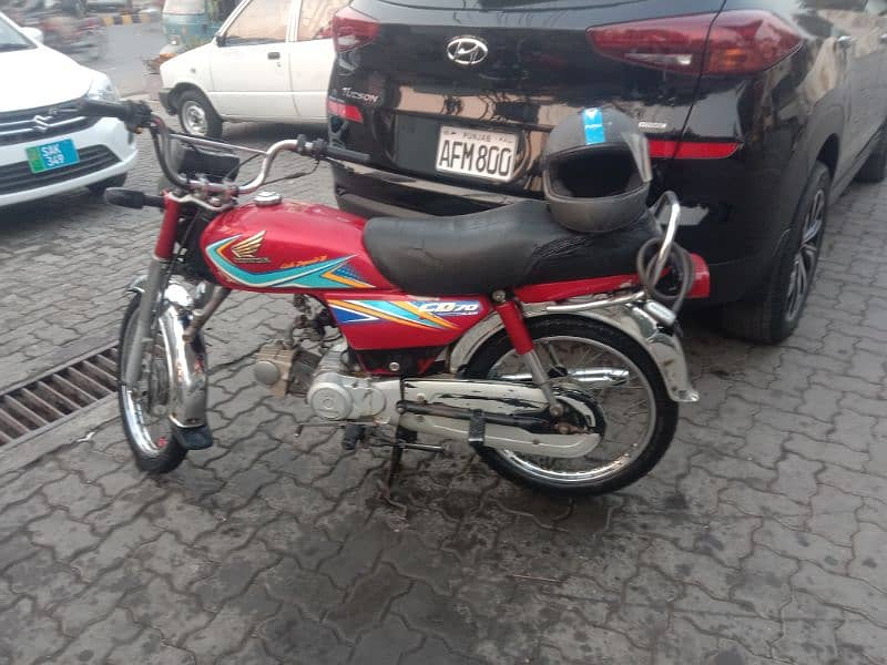 Honda CD 70 2019 3