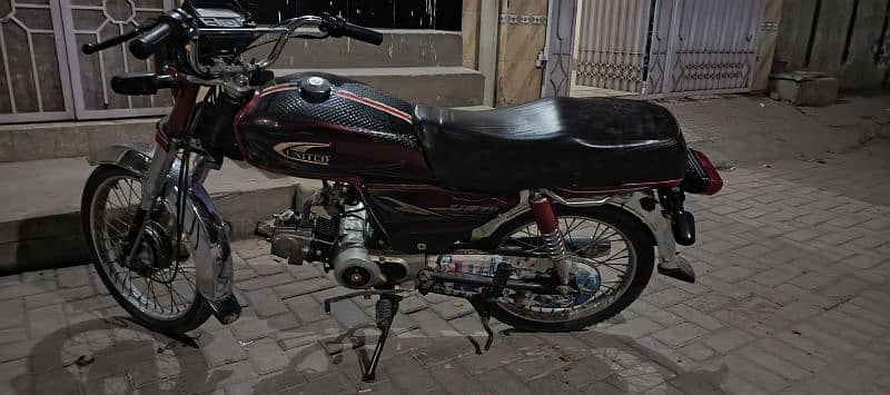 united bike 21 model 23register all Punjab no look like a new bike 1