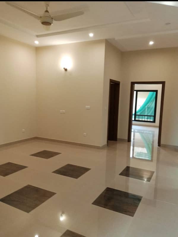 10 Marla Elegant House Available for Rent in Sector C1 Bahria Enclave Islamabad 6