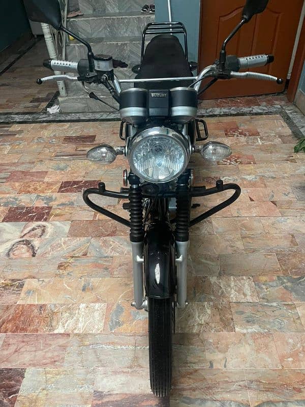 Suzuki GS 150SE 2021 0