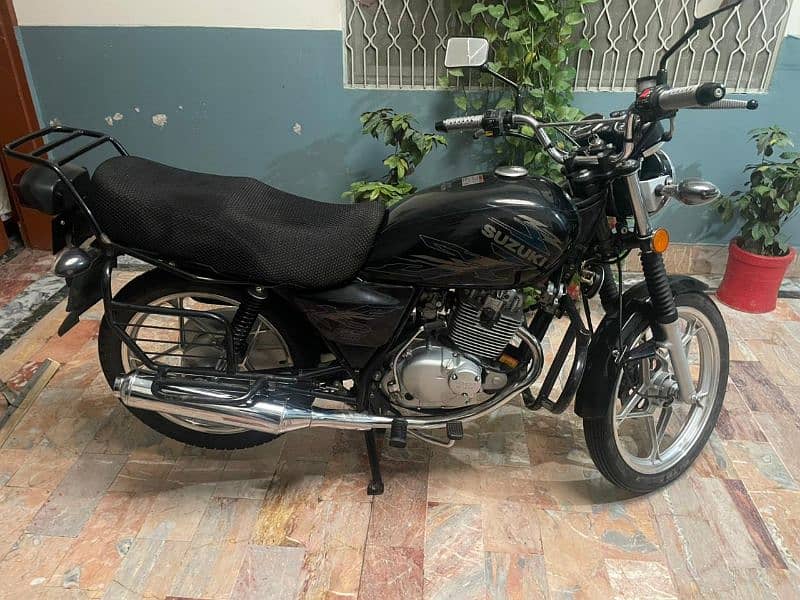 Suzuki GS 150SE 2021 2