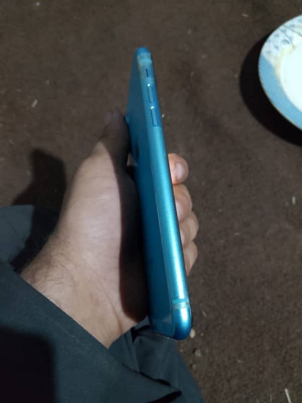 iPhone XR  non pta water froof betry health 81!!original chrgar b han 1