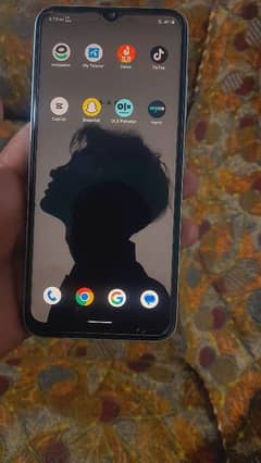 64Gb and 3GB RAM 10/10 condition No Fulat all ok phone