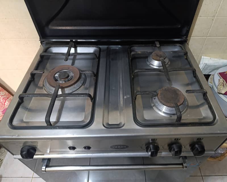 For sale: Used Oven with 3 Burners-Canon 2