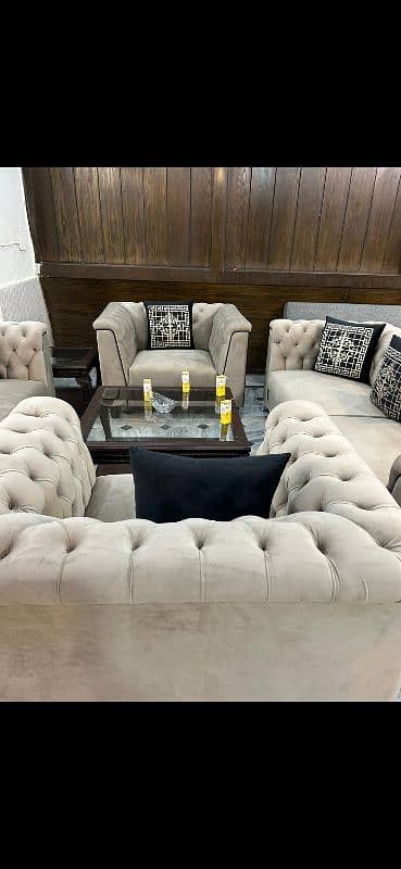 Beautiful Sofa Set - Luxurious Look & Style