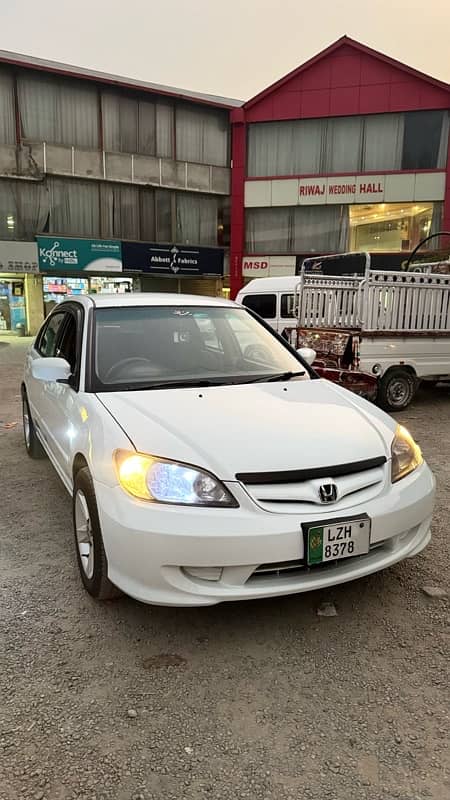 Honda Civic EXi 2004 1