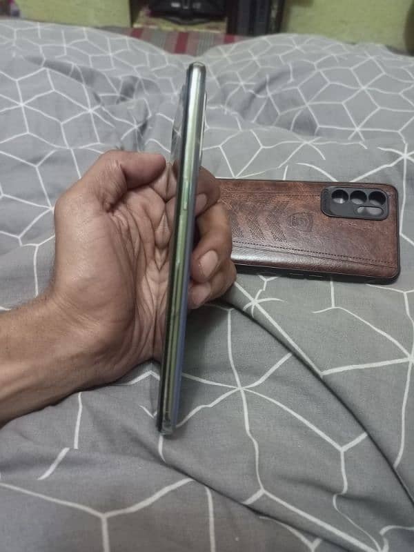 Oppo Reno 6 3