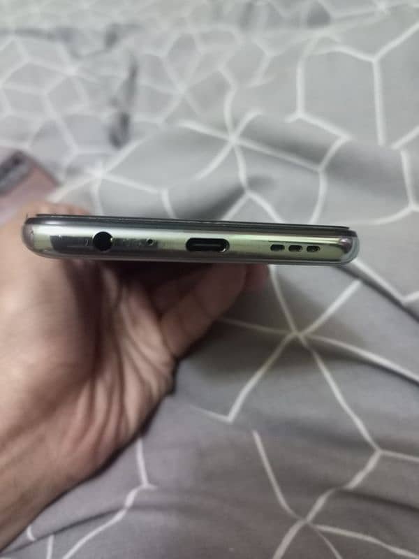 Oppo Reno 6 8