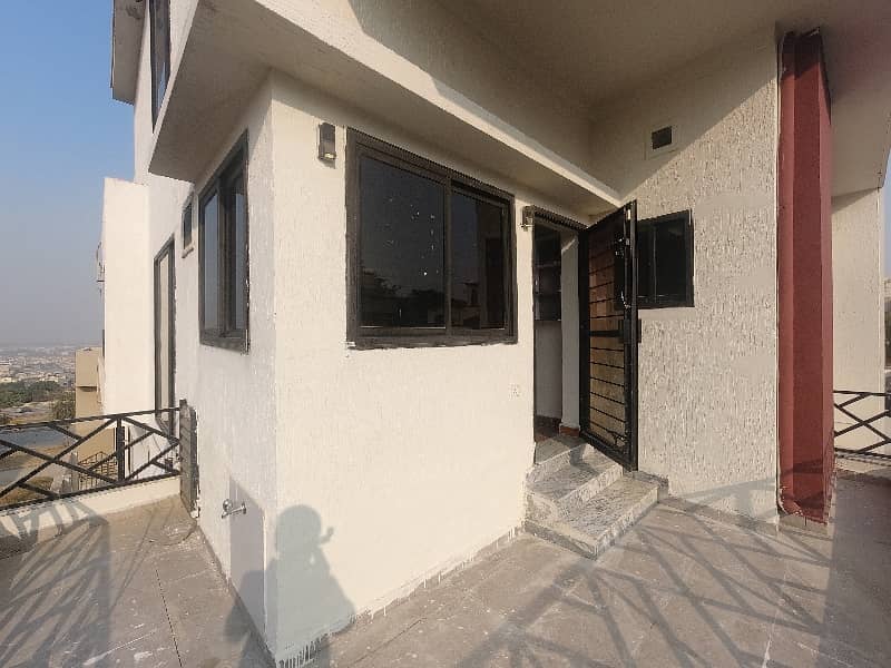 The Spacious House Triple Story Basement Luxury Interior House 6 Bedroom Available For Sale At Investor Rate In Sector F8-1 Bahria Town Phase 8 Rawalpindi 39