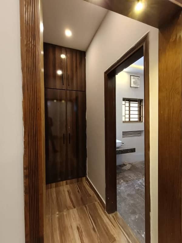 1 Kanal Luxury Bungalow For Sale In PCSIR Phase 2 10