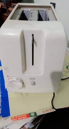 white toaster