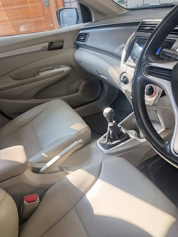 Honda City IVTEC 2018 4