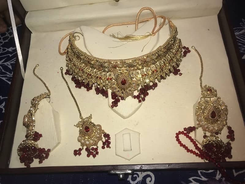 Bridal jewellery set with maala 0