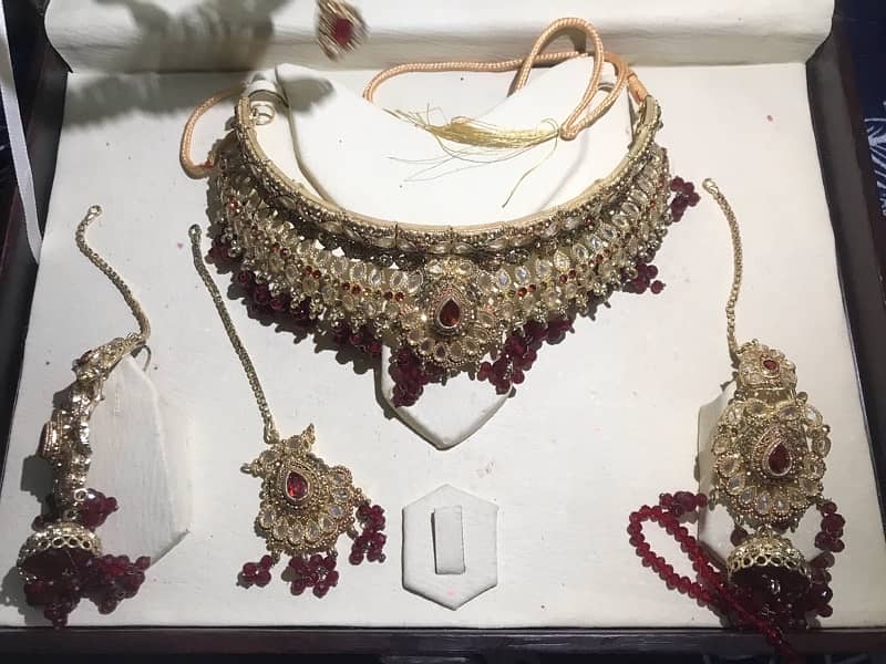 Bridal jewellery set with maala 2