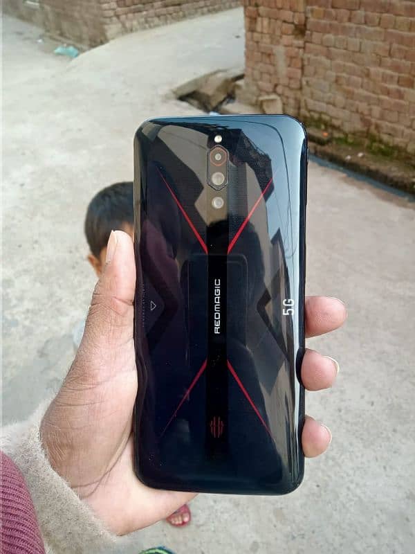 Red magic 5g 8+128 PUBG 90fps refresh ret 144 pta bas phone he 10