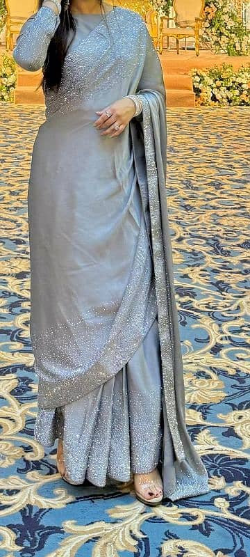 saree in silver 1