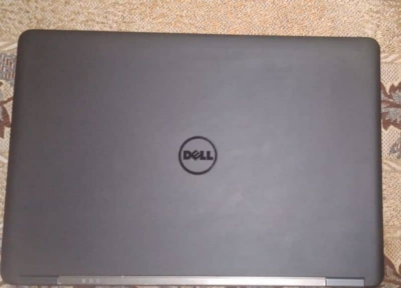 Dell laptop urgent sale core i 7 5th generation 0