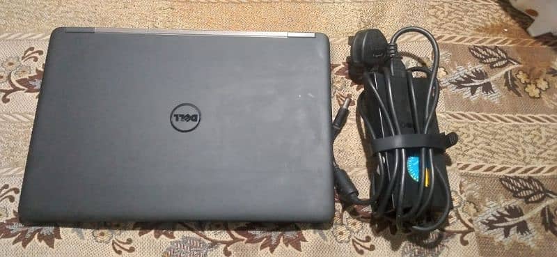 Dell laptop urgent sale core i 7 5th generation 1