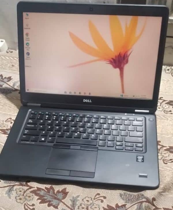 Dell laptop urgent sale core i 7 5th generation 4