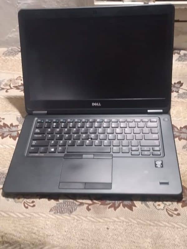 Dell laptop urgent sale core i 7 5th generation 5