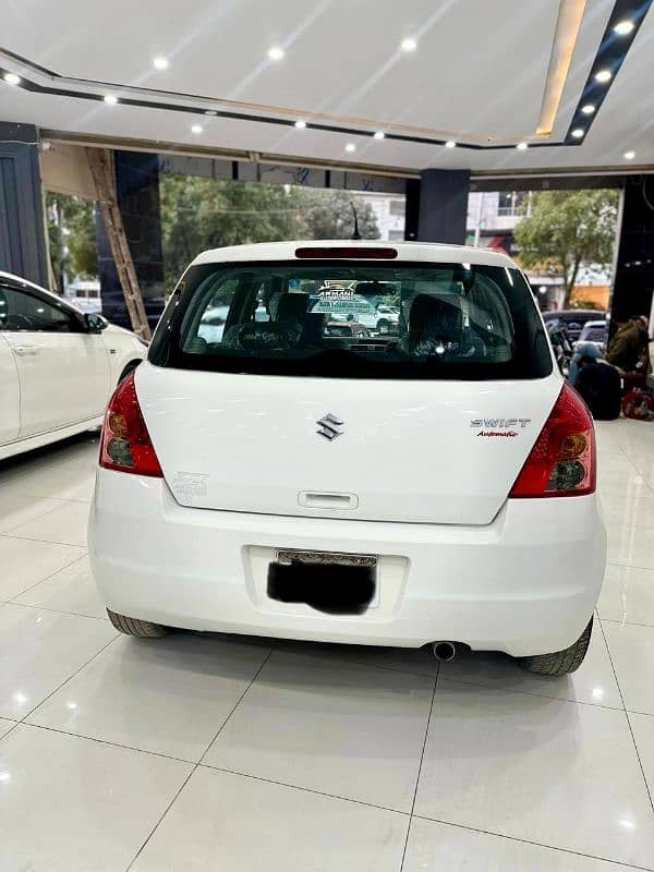 Suzuki Swift 2018 AUTOMATIC 4