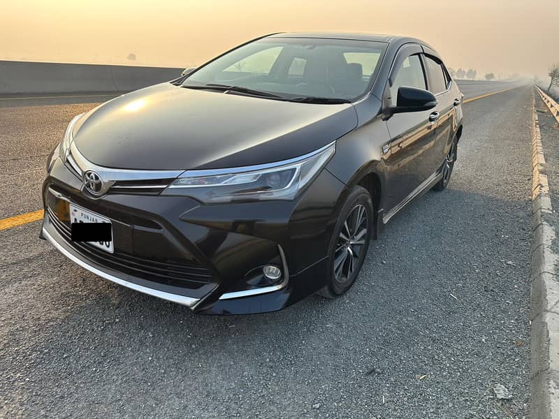 Toyota Corolla Altis Grande X CVT-i 1.8 Beige Interior 2021 2