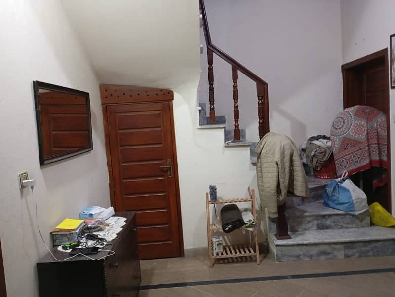 5 MARLA VERY SLIGHTLY USED HOUSE IS AVAILABLE FOR SALE ON 40 FEET ROAD IN WAPDA TOWN PHASE 1, LAHORE 13