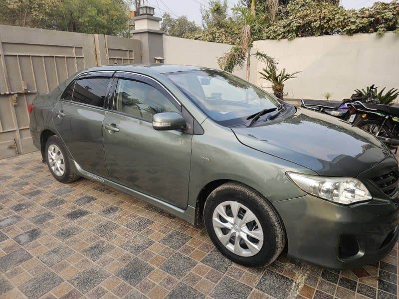 Toyota Corolla GLI 2013 1