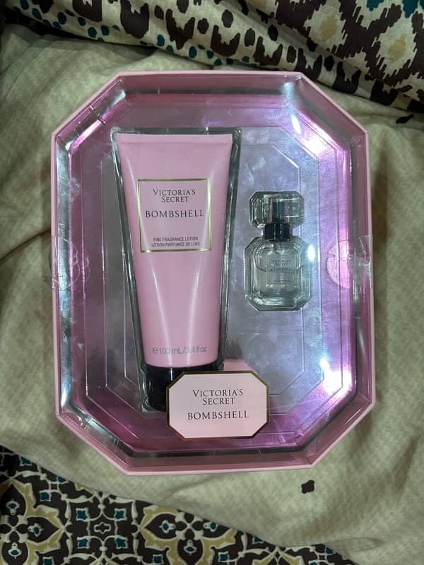 Victoria secret perfume and lotion gift set 0