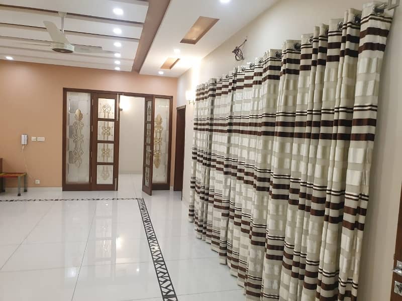 1 Kanal Lower Portion Is Available For Rent On Top Location Of Wapda Town Lahore 1