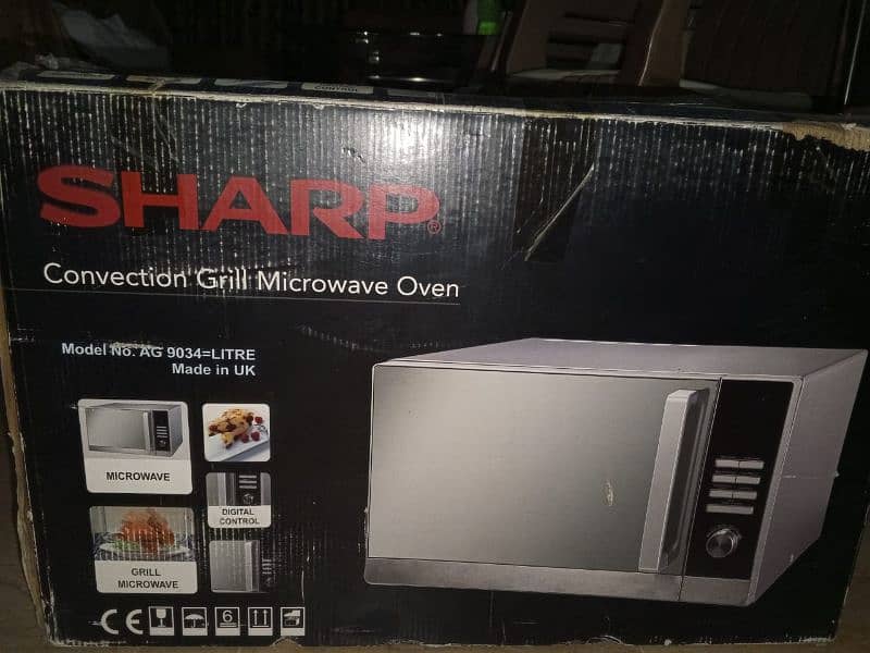 Microwave oven 14