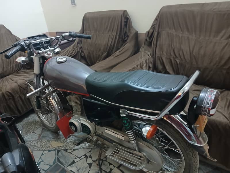 Honda CG 125 2021 5