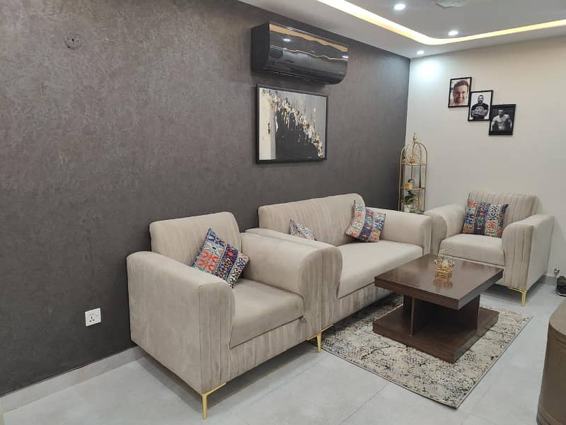 One Bed Furnished Brand New Apartment For Rent In Bahria Town, Lahore. 3