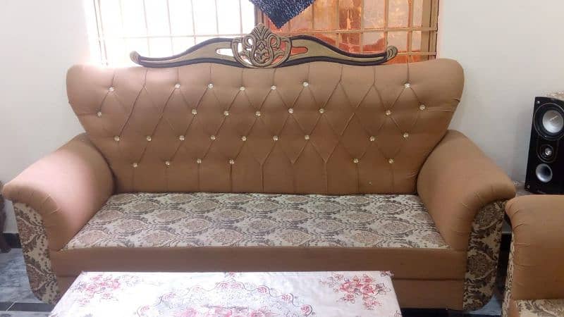 5 seeter sofa set 1