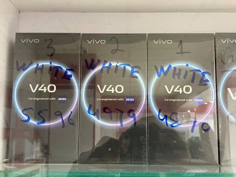 vivo V40. V40e. Y19s. box pack fon. 10 month and 12 month plan. 1