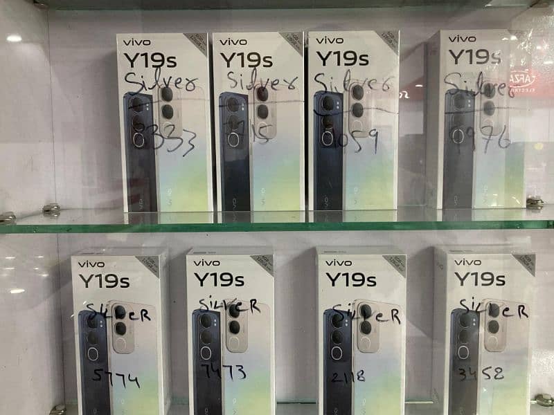 vivo V40. V40e. Y19s. box pack fon. 10 month and 12 month plan. 2