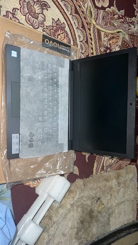 Lenovo i5 8th gen model 330 1