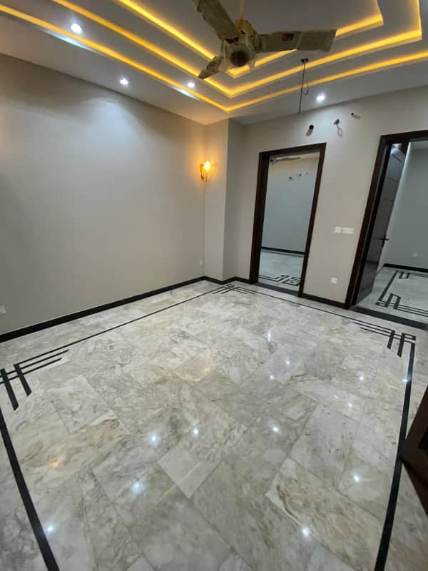 Ten Marla Non-Furnished Brand New Upper Portion Available For Rent In Bahria Town, Lahore. 0